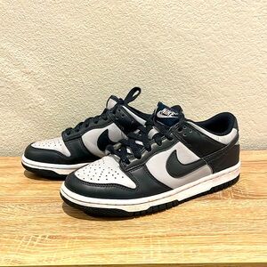 Grade School Nike Dunk Low